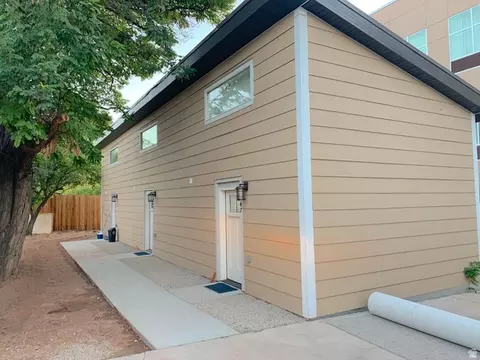 Exterior - 49 E Robertson Ln, Moab, UT 84532 photo 3 of 20