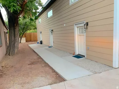 Exterior - 49 E Robertson Ln, Moab, UT 84532 photo 9 of 20