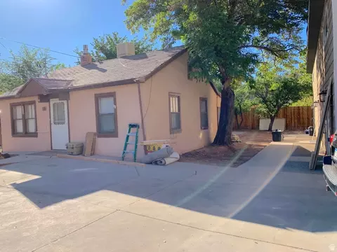 Exterior - 49 E Robertson Ln, Moab, UT 84532 photo 4 of 20