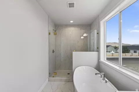 Bath - 1852 S 100 E #4, Payson, UT 84651 photo 3 of 3