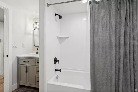 Bath - 611 S 560 E, Orem, UT 84097 photo 7 of 7