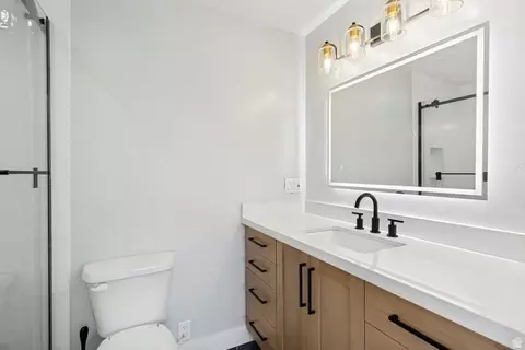 Bath - 611 S 560 E, Orem, UT 84097 photo 1 of 7