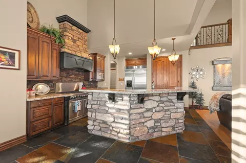 Kitchen - 3150 E 25 S, Layton, UT 84040 photo 1 of 3