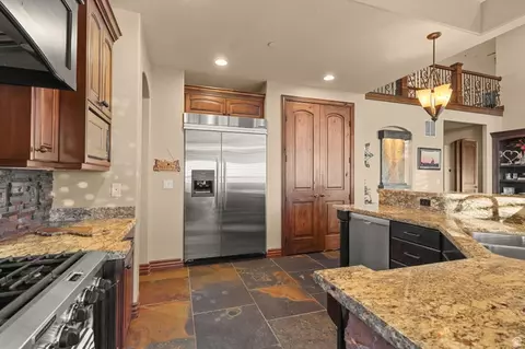 Kitchen - 3150 E 25 S, Layton, UT 84040 photo 2 of 3