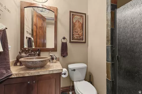 Bath - 3150 E 25 S, Layton, UT 84040 photo 2 of 5