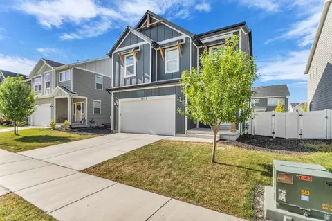 Exterior - 1235 E 1420 N, Payson, UT 84651 photo 3 of 16