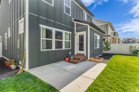 Exterior - 1235 E 1420 N, Payson, UT 84651 photo 7 of 16