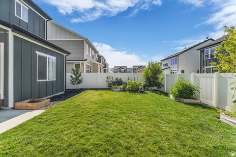 Exterior - 1235 E 1420 N, Payson, UT 84651 photo 10 of 16