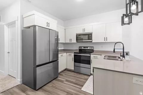 Kitchen - 4735 S Alder Drive Dr #F101, Mapleton, UT 84664 photo 2 of 3
