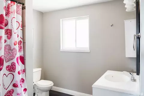 Bath - 2150 N 300 W, Sunset, UT 84015 photo 1 of 2