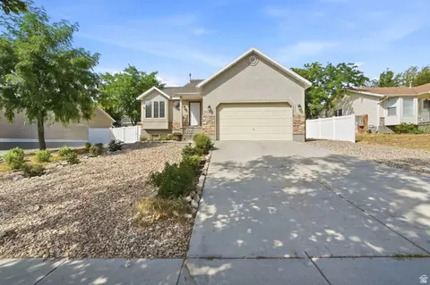 5782 S Stone Flower Way W, Salt Lake City, UT 84118