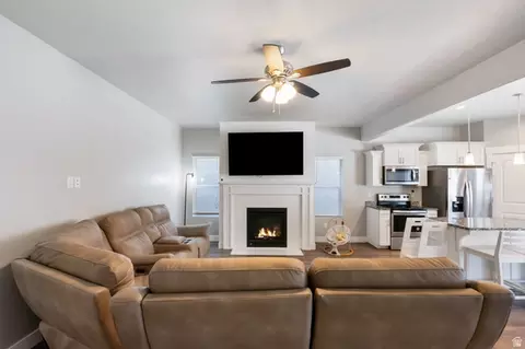 Living - 8645 N Cypress Aly, Eagle Mountain, UT 84005 photo 1 of 1