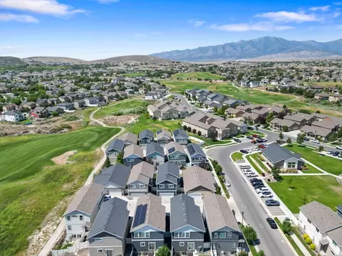 View/Area - 8645 N Cypress Aly, Eagle Mountain, UT 84005 photo 3 of 5