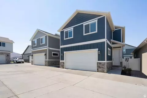 Exterior - 8645 N Cypress Aly, Eagle Mountain, UT 84005 photo 2 of 2
