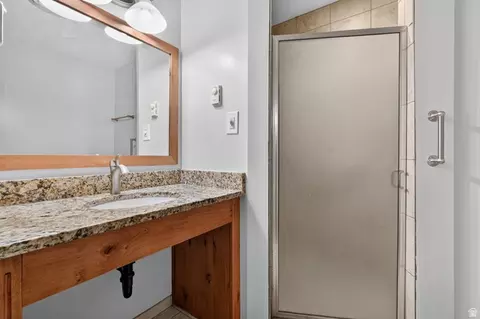 Bath - 983 E 5400 S, South Ogden, UT 84405 photo 3 of 4