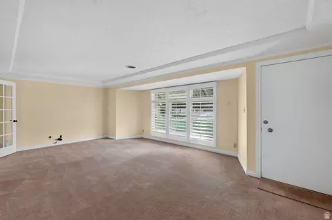 Living - 983 E 5400 S, South Ogden, UT 84405 photo 2 of 4