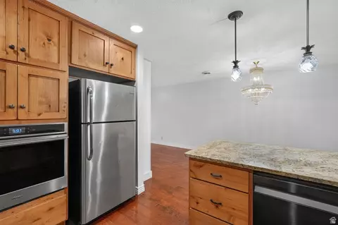 Kitchen - 983 E 5400 S, South Ogden, UT 84405 photo 3 of 4