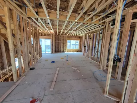 668 E 730 N, Hyrum, UT 84319 photo 4