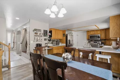 Dining - 1896 N 350 E, Centerville, UT 84014 photo 3 of 3