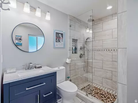 Bath - 1081 E Wesley Rd, Murray, UT 84117 photo 2 of 3