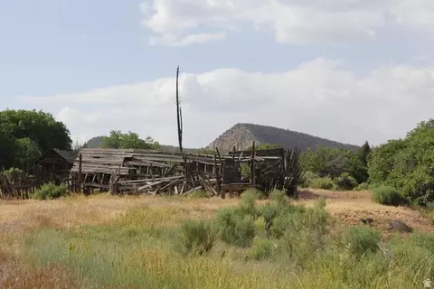 Undisclosed, Mount Carmel, UT 84755 photo 29