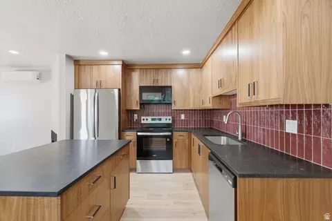 Kitchen - 170 E 2300 S, South Salt Lake, UT 84115 photo 3 of 8