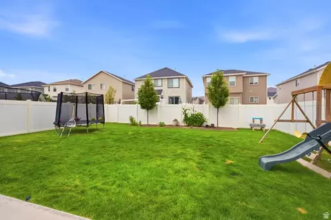 Exterior - 3690 Cuade St N #641, Eagle Mountain, UT 84005 photo 6 of 9