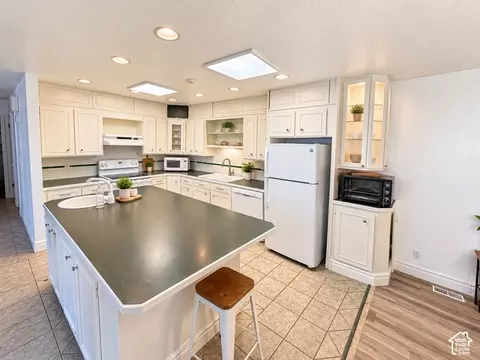 Kitchen - 397 W 400 N #44, Bountiful, UT 84010 photo 2 of 3