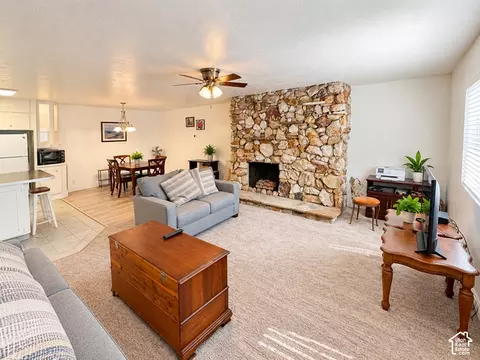 Living - 397 W 400 N #44, Bountiful, UT 84010 photo 4 of 4