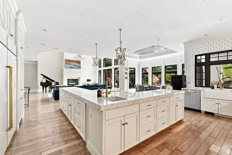 Kitchen - 1552 N Prospect Ln E, Alpine, UT 84004 photo 6 of 10