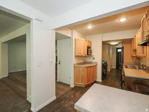 Kitchen - 3221 Shadowbrook Cir, Provo, UT 84604 photo 2 of 4