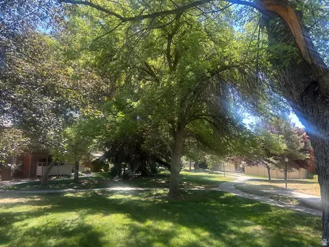 Exterior - 3221 Shadowbrook Cir, Provo, UT 84604 photo 9 of 10