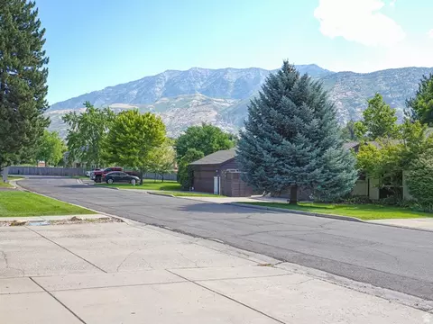 Exterior - 3221 Shadowbrook Cir, Provo, UT 84604 photo 4 of 10