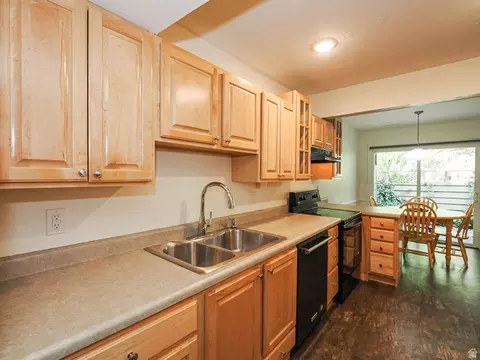 Kitchen - 3221 Shadowbrook Cir, Provo, UT 84604 photo 4 of 4