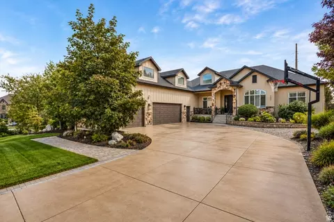1261 W Alta Cir, South Jordan, UT 84095