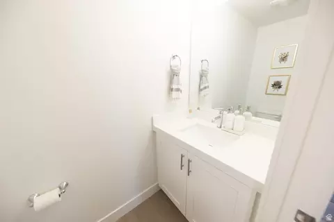 Bath - 1404 E Rustic Wood Ct, Sandy, UT 84092 photo 1 of 7