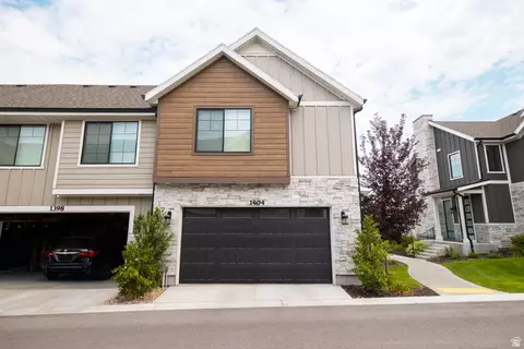 Exterior - 1404 E Rustic Wood Ct, Sandy, UT 84092 photo 5 of 6