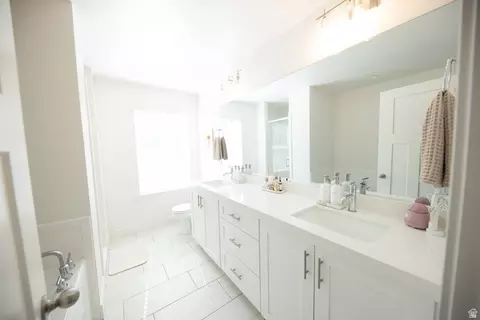 Bath - 1404 E Rustic Wood Ct, Sandy, UT 84092 photo 3 of 7