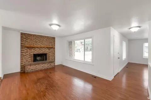 Living - 2237 E Karalee Way S, Sandy, UT 84092 photo 3 of 8