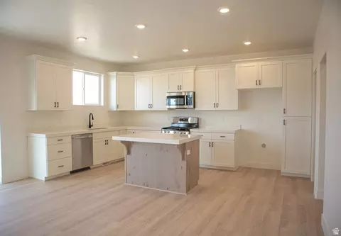 Kitchen - 3921 N Christopher St #LOT EAGLE, Eagle Mountain, UT 84005 photo 1 of 1