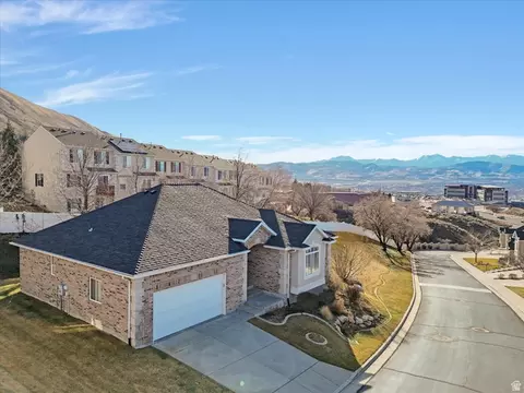 View/Area - 352 E Haven Crest Rd S, Draper, UT 84020 photo 1 of 6