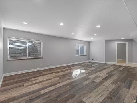 Living - 352 E Haven Crest Rd S, Draper, UT 84020 photo 7 of 8