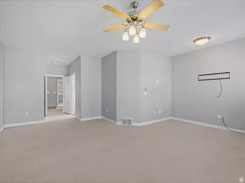 Bedroom - 352 E Haven Crest Rd S, Draper, UT 84020 photo 3 of 4