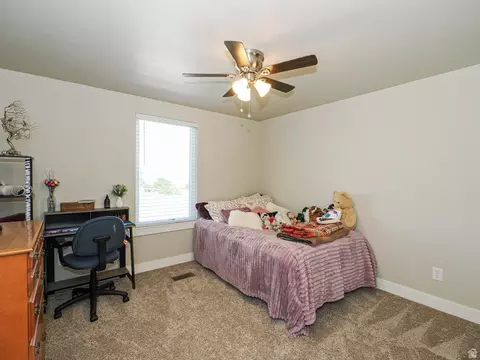 Bedroom - 2524 S Edgehill Dr, Bountiful, UT 84010 photo 5 of 5