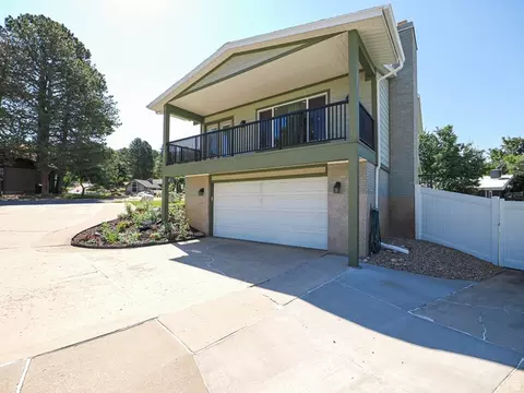 Exterior - 2524 S Edgehill Dr, Bountiful, UT 84010 photo 5 of 13