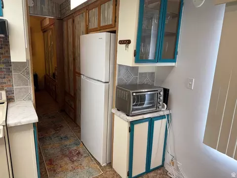 Kitchen - 1225 N Dixie Downs Rd #100, Saint George, UT 84770 photo 5 of 5