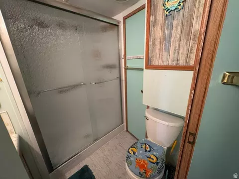 Bath - 1225 N Dixie Downs Rd #100, Saint George, UT 84770 photo 2 of 3
