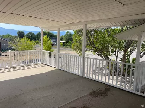 Exterior - 191 N 300 E, Moroni, UT 84646 photo 11 of 15