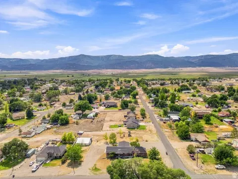 View/Area - 191 N 300 E, Moroni, UT 84646 photo 4 of 6