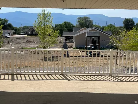 Exterior - 191 N 300 E, Moroni, UT 84646 photo 8 of 15